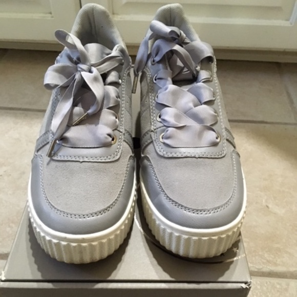 H&M premium quality suede platform grey sneaker - Picture 1 of 7